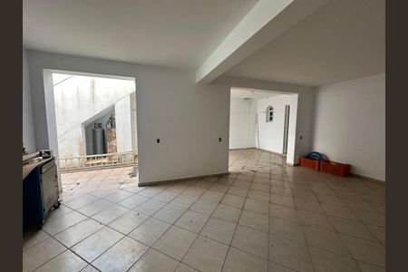 Casa de condomínio para alugar com 450m², 4 quartos e 4 vagasSalão de Festas