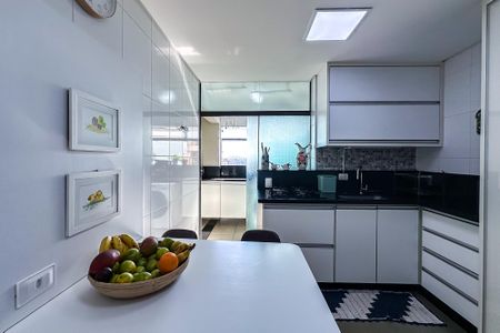 Apartamento à venda com 107m², 3 quartos e 2 vagasCozinha