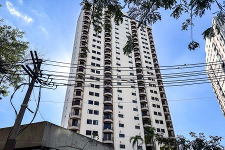 Apartamento à venda com 107m², 3 quartos e 2 vagasFachada