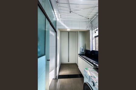 Apartamento à venda com 107m², 3 quartos e 2 vagasÁrea de Serviço