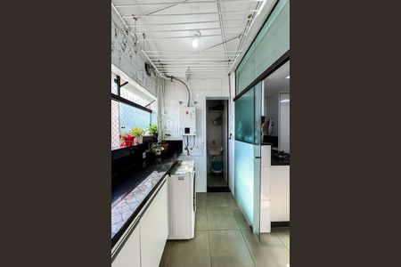 Apartamento à venda com 107m², 3 quartos e 2 vagasÁrea de Serviço