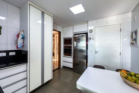 Apartamento à venda com 107m², 3 quartos e 2 vagasCozinha