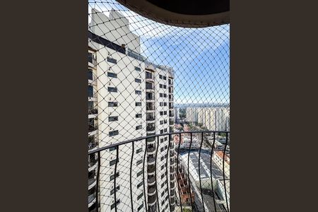 Apartamento à venda com 107m², 3 quartos e 2 vagasVaranda da Suíte