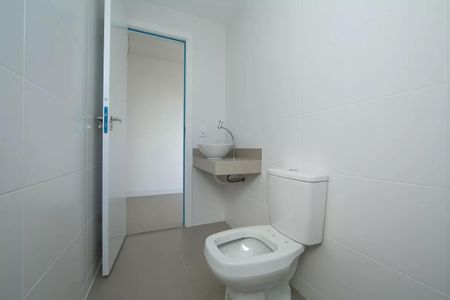 Apartamento à venda com 63m², 2 quartos e 2 vagas Apartamento à venda com 63m², 2 quartos e 2 vagasBANHEIRO1