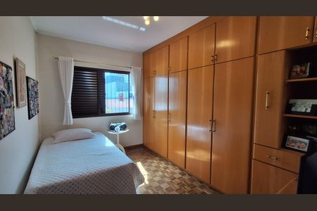 Quarto 2 de casa à venda com 3 quartos, 240m² em Osvaldo Cruz, São Caetano do Sul