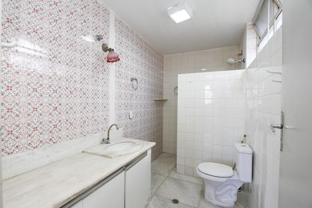 Casa para alugar com 280m², 5 quartos e 3 vagasBanheiro da Suíte