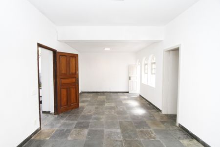 Casa para alugar com 280m², 5 quartos e 3 vagasSala 1