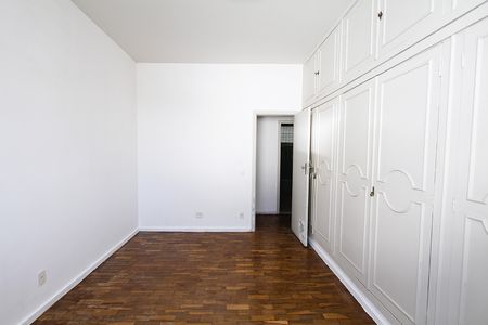 Casa para alugar com 280m², 5 quartos e 3 vagasQuarto 4