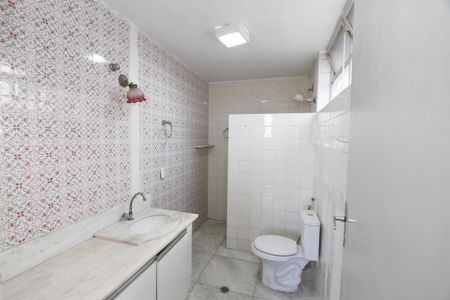 Casa para alugar com 280m², 5 quartos e 3 vagasBanheiro da Suíte