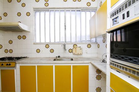 Casa para alugar com 280m², 5 quartos e 3 vagasCozinha