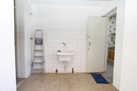 Casa para alugar com 280m², 5 quartos e 3 vagasÁrea de Serviço