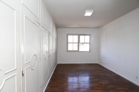 Casa para alugar com 280m², 5 quartos e 3 vagasQuarto 5 - Suíte