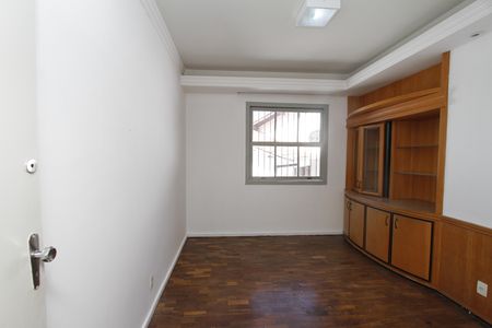 Casa para alugar com 280m², 5 quartos e 3 vagasQuarto 3