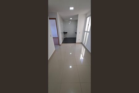 Apartamento para alugar com 2 quartos, 50m² em Jardim Esmeraldina, Campinas