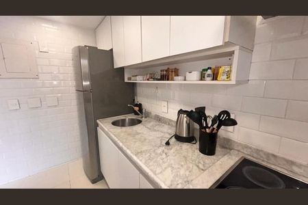 Apartamento para alugar com 82m², 2 quartos e sem vaga