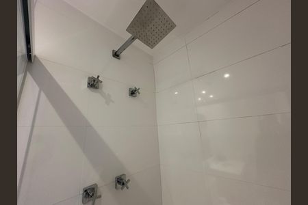Apartamento à venda com 86m², 2 quartos e 2 vagas Apartamento à venda com 86m², 2 quartos e 2 vagasBanheiro Social