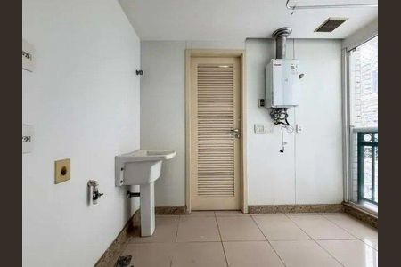 Apartamento para alugar com 138m², 3 quartos e 2 vagas