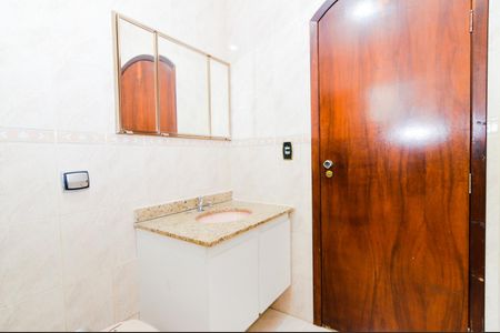 Casa à venda com 180m², 3 quartos e 2 vagasBanheiro Social