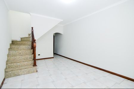 Casa à venda com 180m², 3 quartos e 2 vagasSala