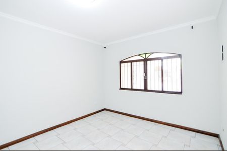Casa à venda com 180m², 3 quartos e 2 vagasSala