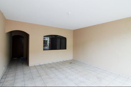 Casa à venda com 180m², 3 quartos e 2 vagasGaragem