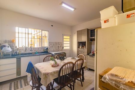 Casa à venda com 120m², 2 quartos e 1 vaga Casa à venda com 120m², 2 quartos e 1 vagaCozinha
