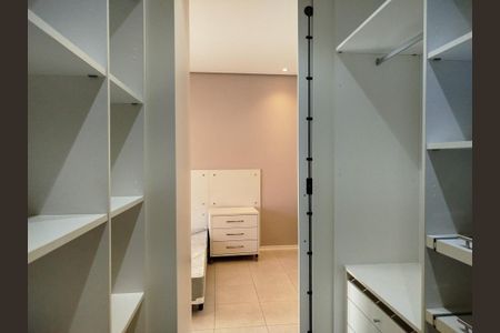 Casa para alugar com 150m², 3 quartos e 1 vaga Casa para alugar com 150m², 3 quartos e 1 vagaCloset