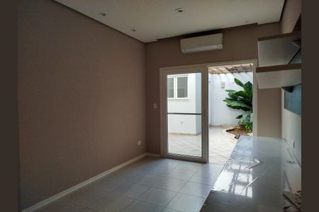 Casa para alugar com 150m², 3 quartos e 1 vaga Casa para alugar com 150m², 3 quartos e 1 vagaSaleta - home office