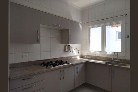Casa para alugar com 150m², 3 quartos e 1 vaga Casa para alugar com 150m², 3 quartos e 1 vagaCozinha