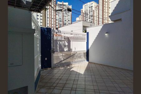 Casa para alugar com 150m², 3 quartos e 1 vaga Casa para alugar com 150m², 3 quartos e 1 vagaGaragem