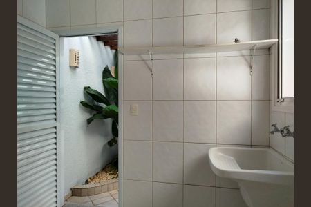 Casa para alugar com 150m², 3 quartos e 1 vaga Casa para alugar com 150m², 3 quartos e 1 vagaÁrea de serviço