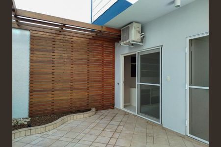 Casa para alugar com 150m², 3 quartos e 1 vaga Casa para alugar com 150m², 3 quartos e 1 vagaQuintal