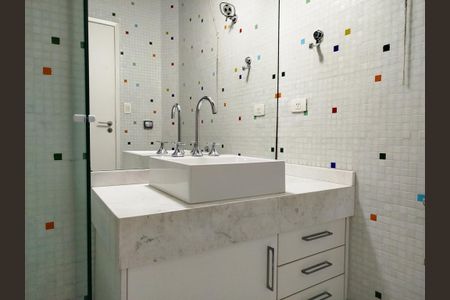 Casa para alugar com 150m², 3 quartos e 1 vaga Casa para alugar com 150m², 3 quartos e 1 vagaBanheiro 2