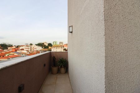 Apartamento à venda com 100m², 2 quartos e 2 vagasVaranda da Sala