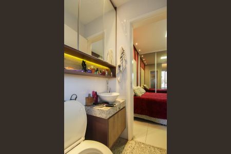 Apartamento à venda com 100m², 2 quartos e 2 vagasBanheiro da Suíte 1