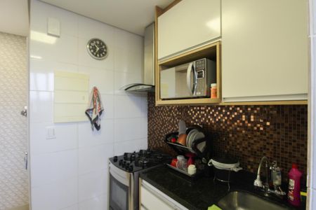 Apartamento à venda com 100m², 2 quartos e 2 vagasCozinha