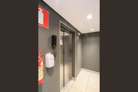 Apartamento à venda com 100m², 2 quartos e 2 vagasElevador