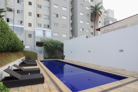 Apartamento à venda com 100m², 2 quartos e 2 vagasÁrea comum - Piscina