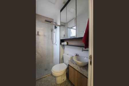 Apartamento à venda com 100m², 2 quartos e 2 vagasBanheiro da Suíte 2