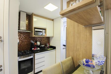 Apartamento à venda com 100m², 2 quartos e 2 vagasCozinha