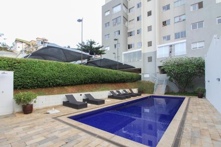 Apartamento à venda com 100m², 2 quartos e 2 vagasÁrea comum - Piscina