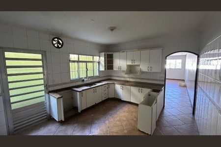 Casa à venda com 125m², 5 quartos e 3 vagas