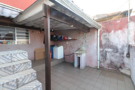 Casa à venda com 125m², 2 quartos e 2 vagas Casa à venda com 125m², 2 quartos e 2 vagasCasa 02