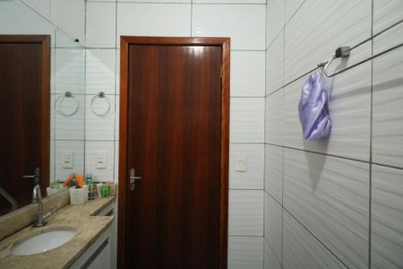 Casa à venda com 125m², 2 quartos e 2 vagas Casa à venda com 125m², 2 quartos e 2 vagasCasa 02