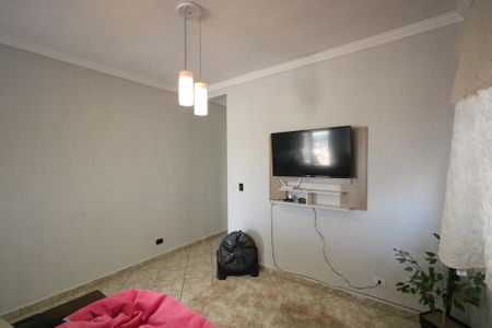 Casa à venda com 125m², 2 quartos e 2 vagas Casa à venda com 125m², 2 quartos e 2 vagasCasa 03