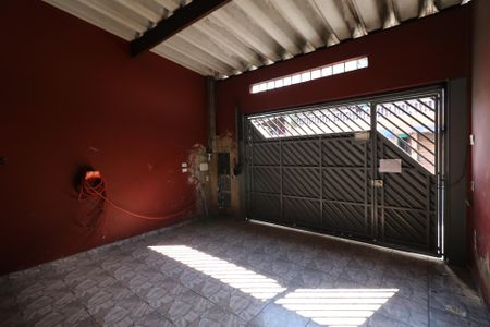 Casa à venda com 125m², 2 quartos e 2 vagas Casa à venda com 125m², 2 quartos e 2 vagasGaragem