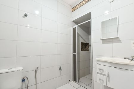 Casa à venda com 119m², 3 quartos e 1 vaga Casa à venda com 119m², 3 quartos e 1 vagaBanheiro social