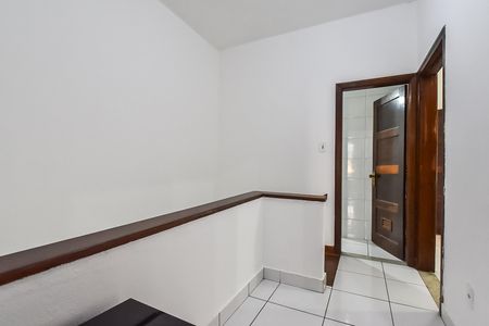 Casa à venda com 119m², 3 quartos e 1 vaga Casa à venda com 119m², 3 quartos e 1 vagaHall dos quartos
