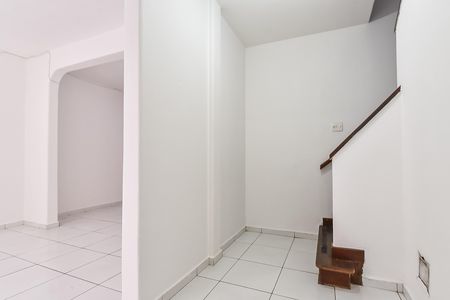 Casa à venda com 119m², 3 quartos e 1 vaga Casa à venda com 119m², 3 quartos e 1 vagaHall