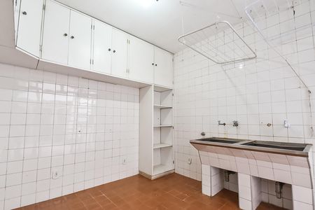 Casa à venda com 119m², 3 quartos e 1 vaga Casa à venda com 119m², 3 quartos e 1 vagaLavanderia